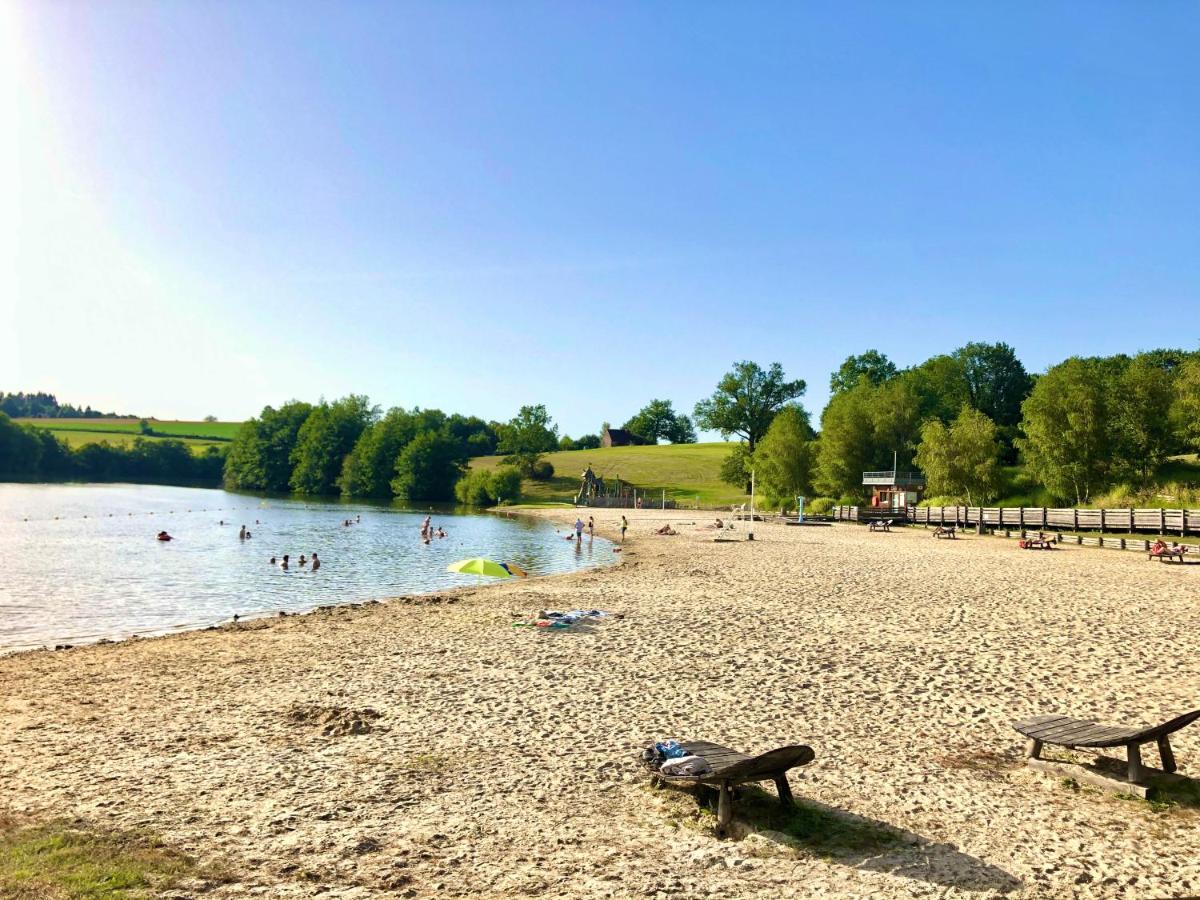 Villa The Dordogne Huts With Private Pool And Jacuzzi à Payzac  Extérieur photo