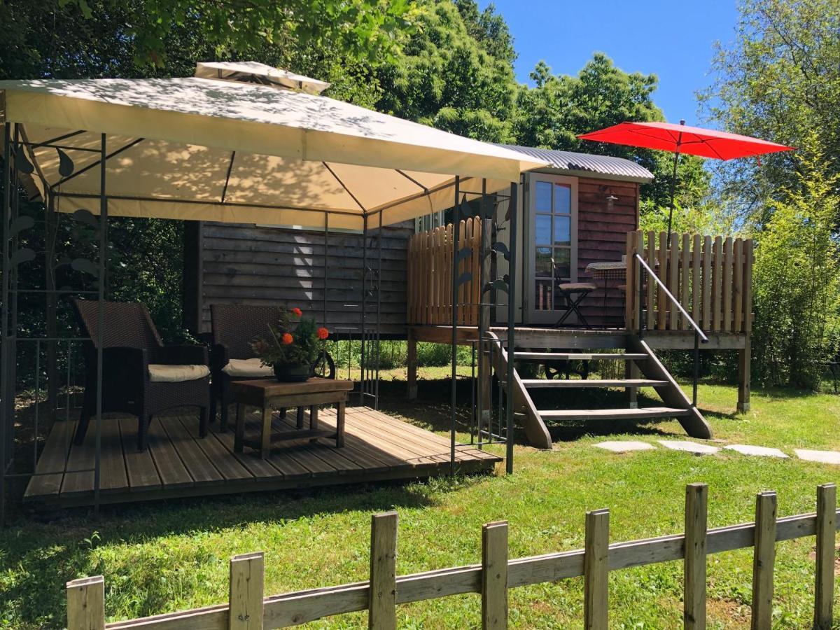 Villa The Dordogne Huts With Private Pool And Jacuzzi à Payzac  Extérieur photo